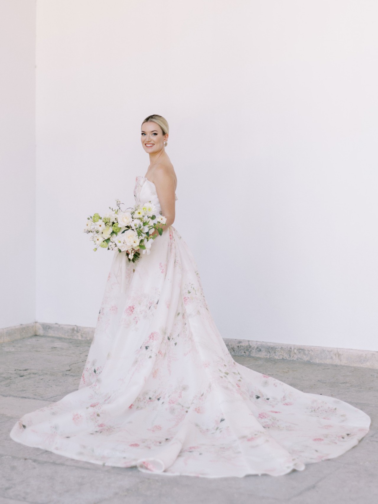 Monique Lhuillier Wedding Dress Save 49 Stillwhite