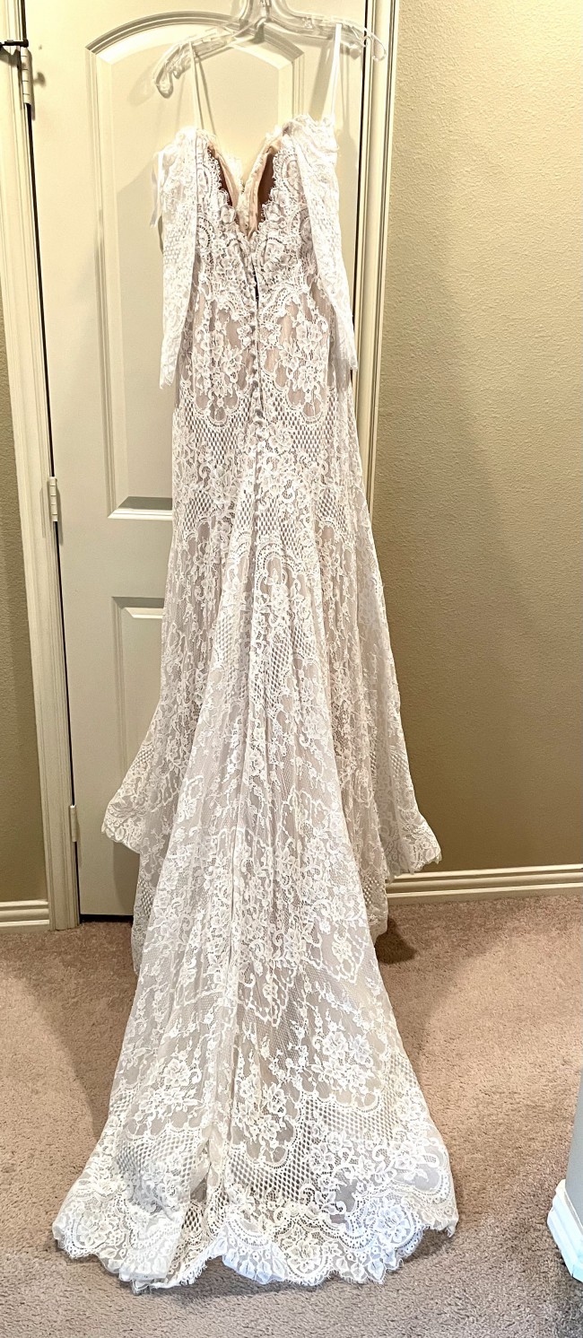 allure bridal 9551