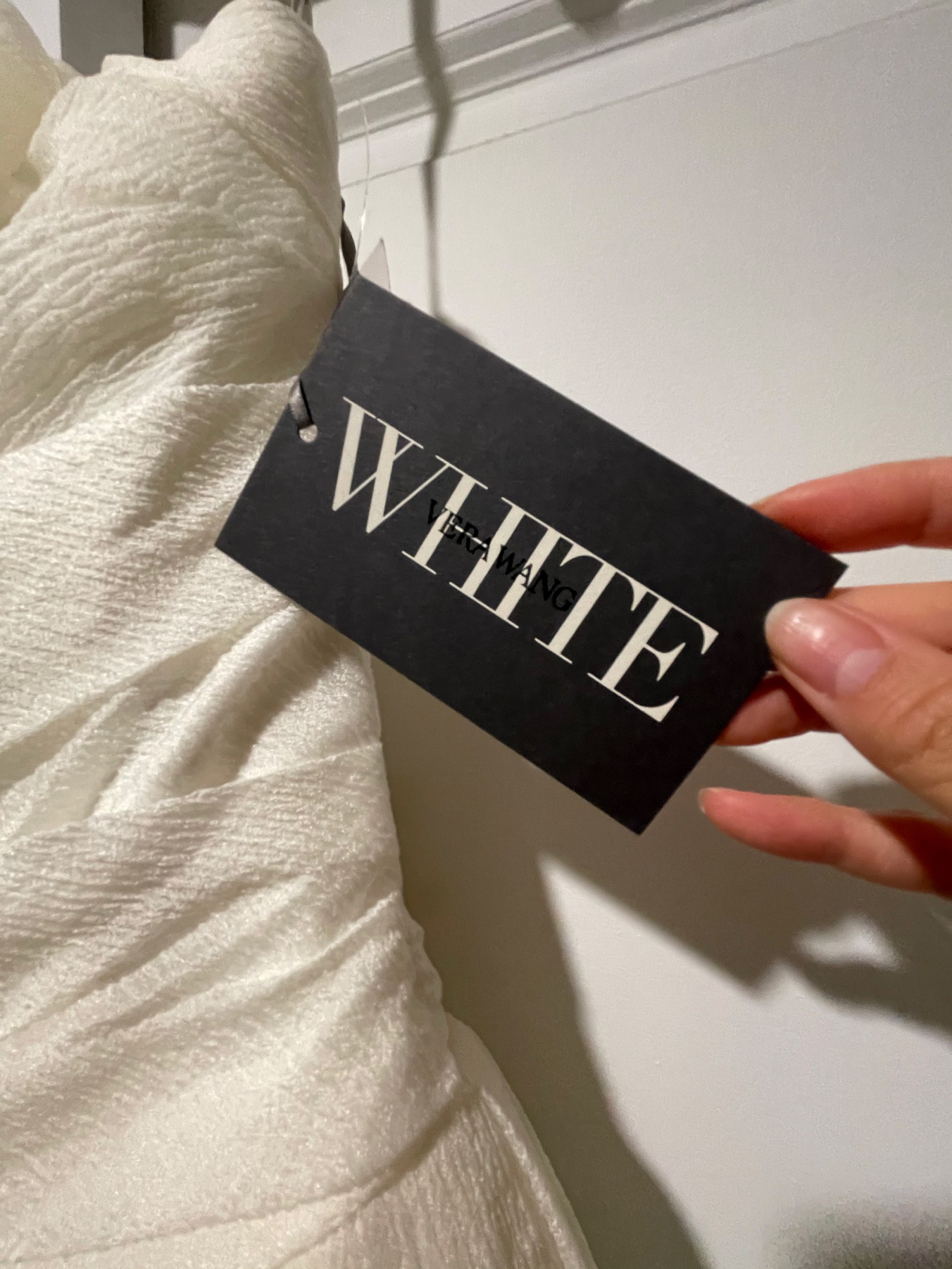 Vera Wang White VW351178 New Wedding Dress Save 30% - Stillwhite