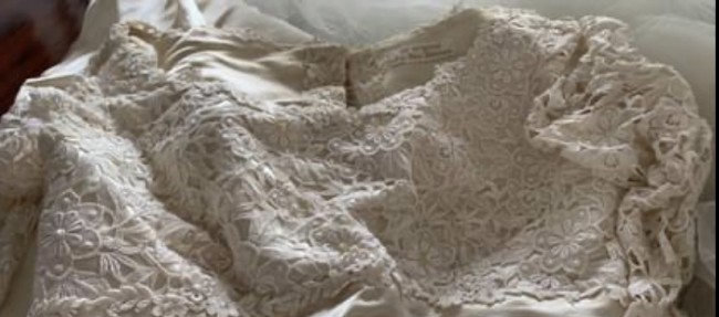 Iris Dennis Second Hand Wedding Dress Save 90% - Stillwhite