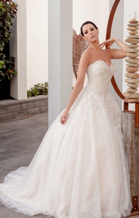 Christina Rossi Wedding Dress