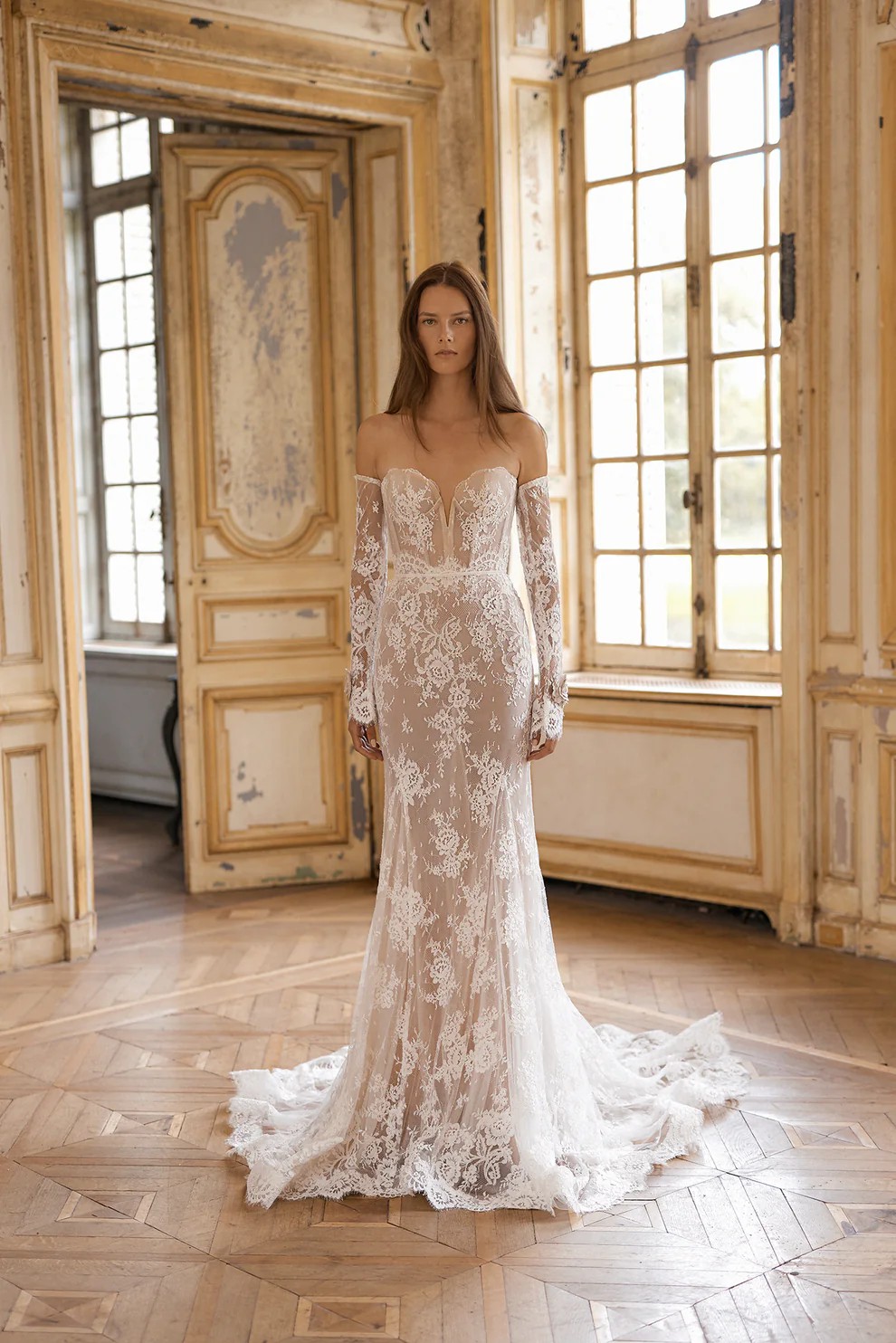 Eisen Stein, Whitney Wedding Dress Save 50% - Stillwhite