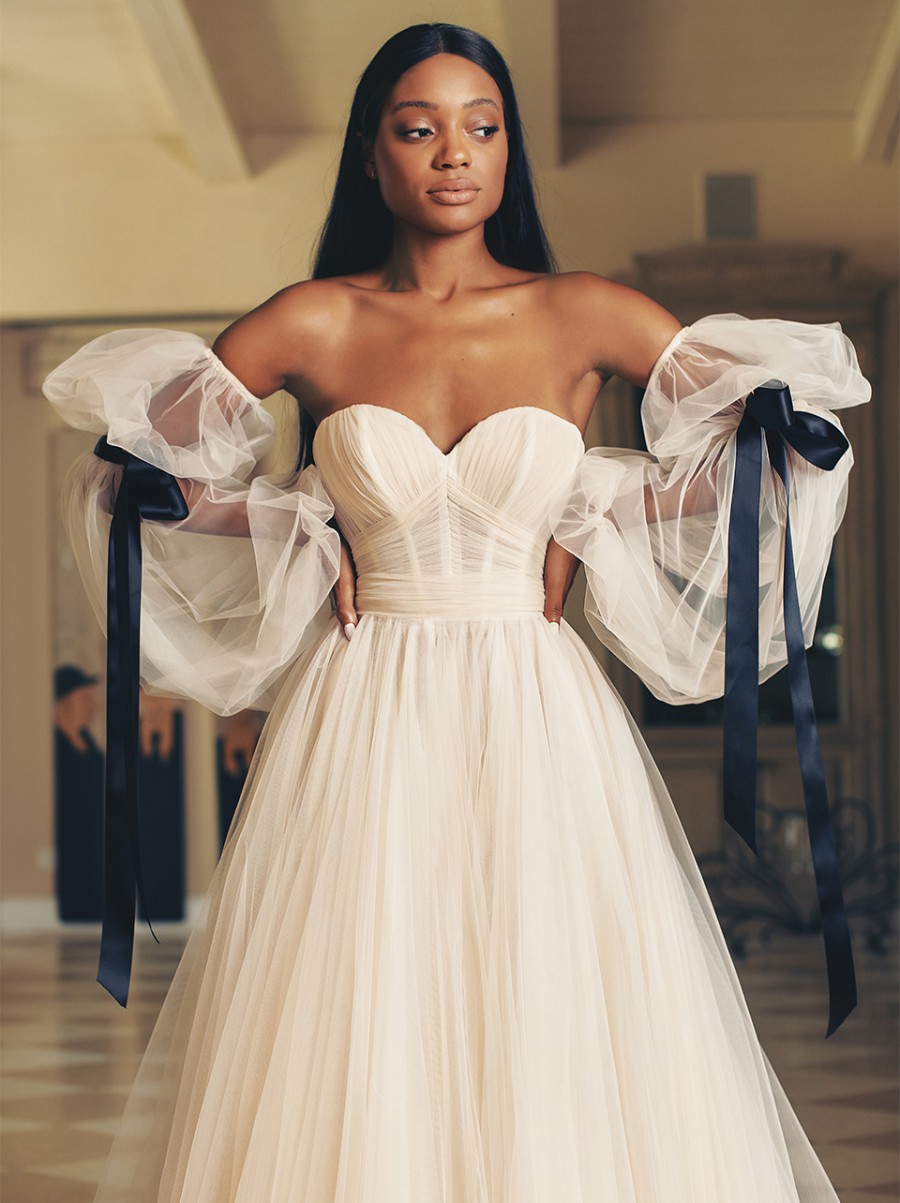 30 Trending Puff Sleeve Bridal Styles – Stillwhite Blog