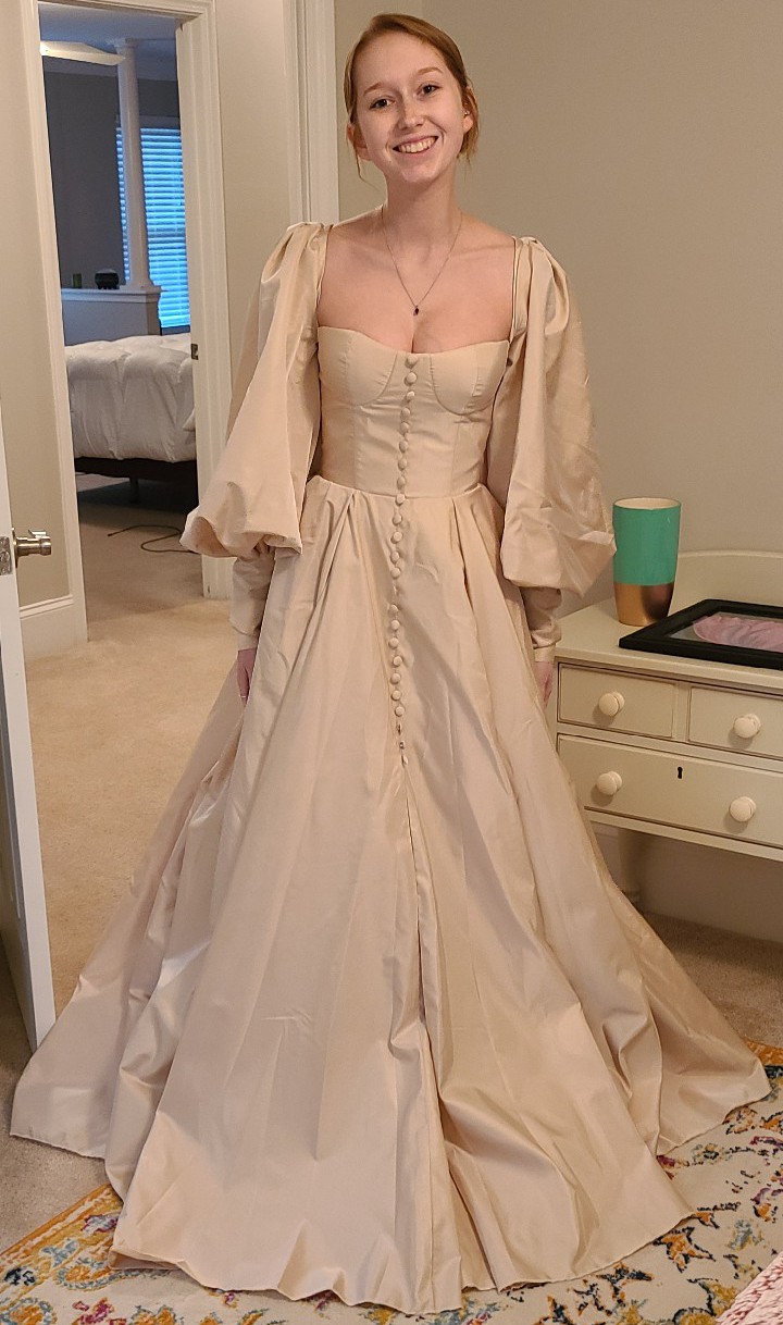 Teuta matoshi Wedding Dress
