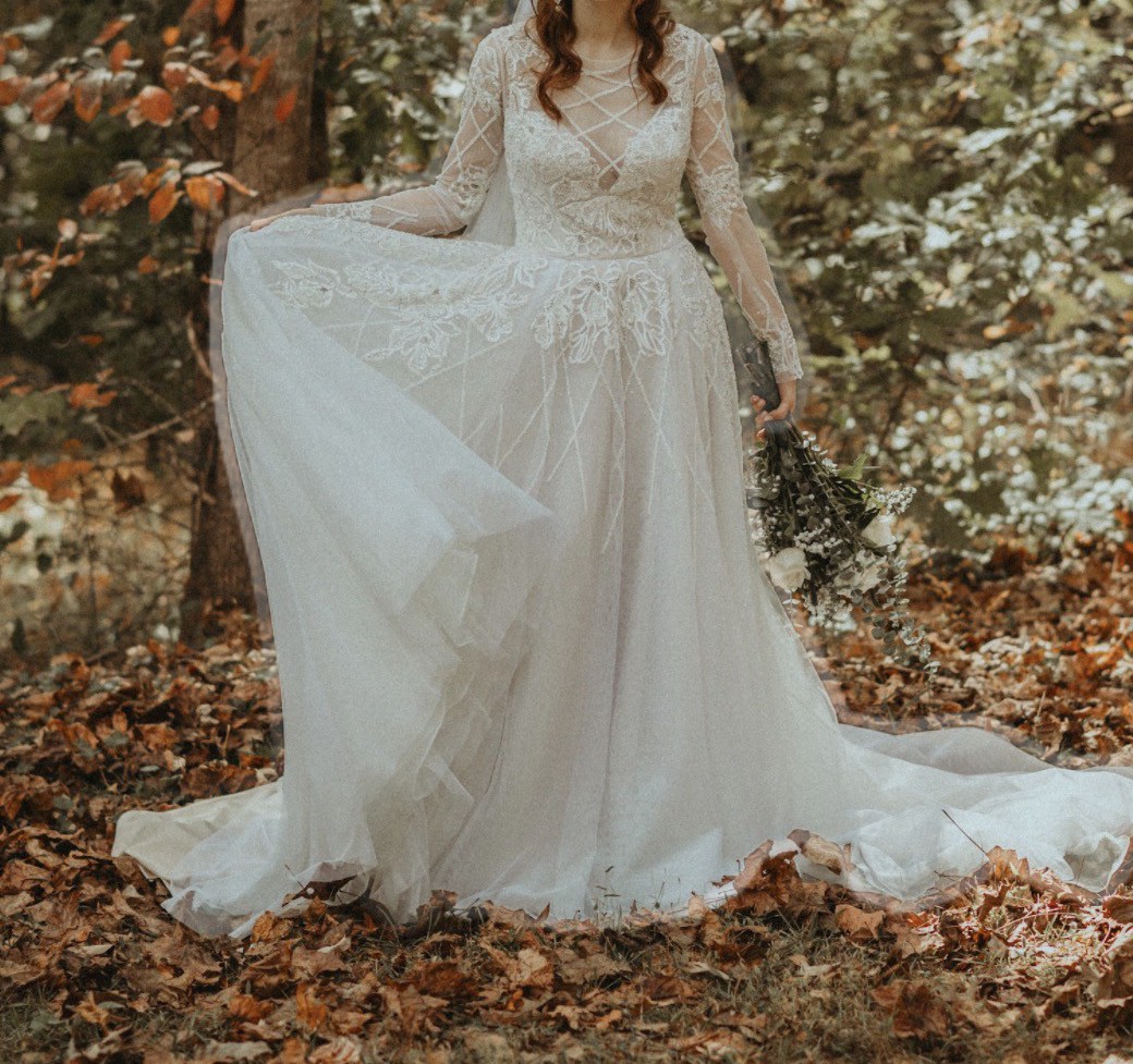 hayley paige a line wedding dresses Hayley Paige Pearl Gown BHLDN Size US 4