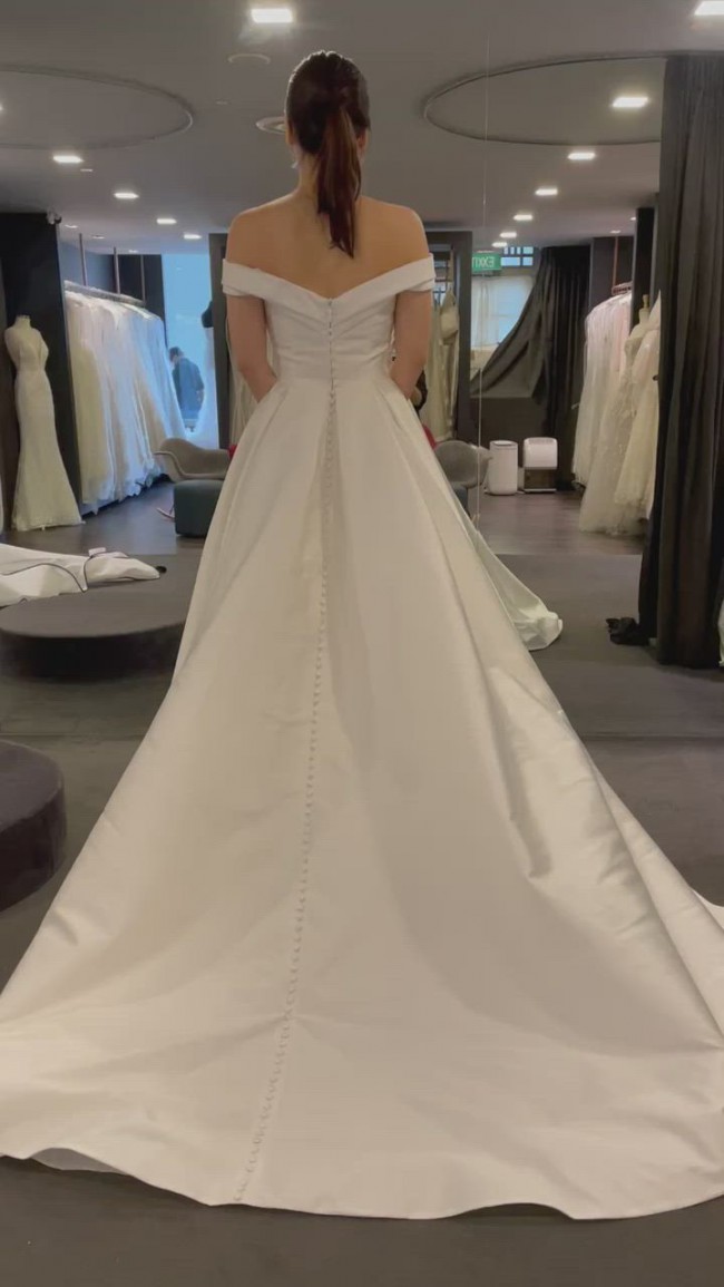 Monique Lhuillier Bliss Spring 2021 B21127 New Wedding Dress Save 26% ...