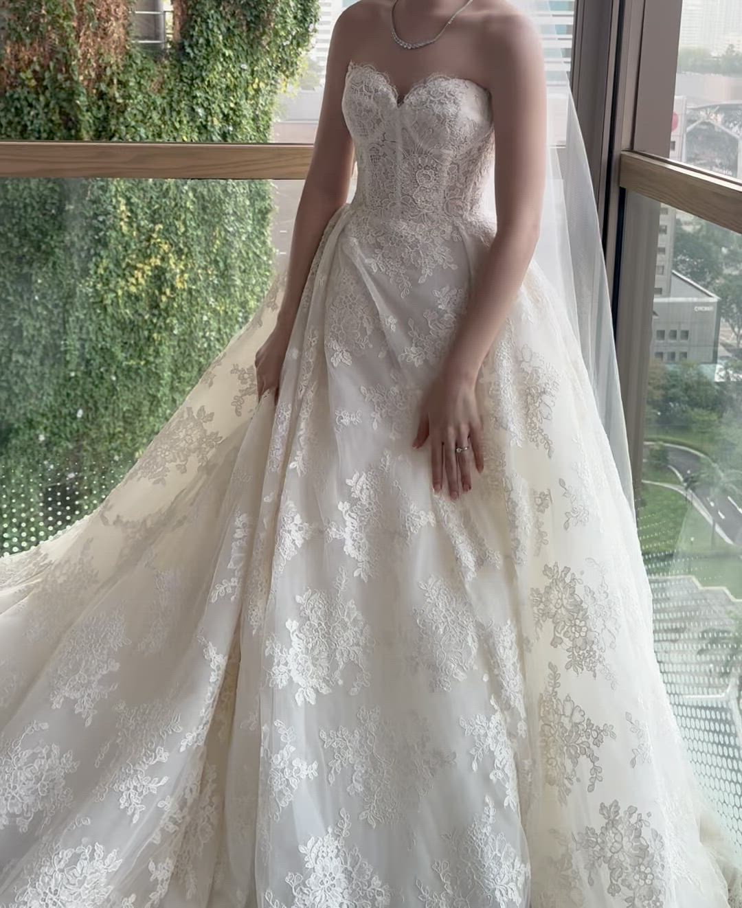 Zuhair Murad, Priscilla