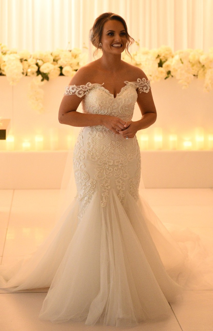 Blanche Bridal Designer dress Second Hand Wedding Dress on ...