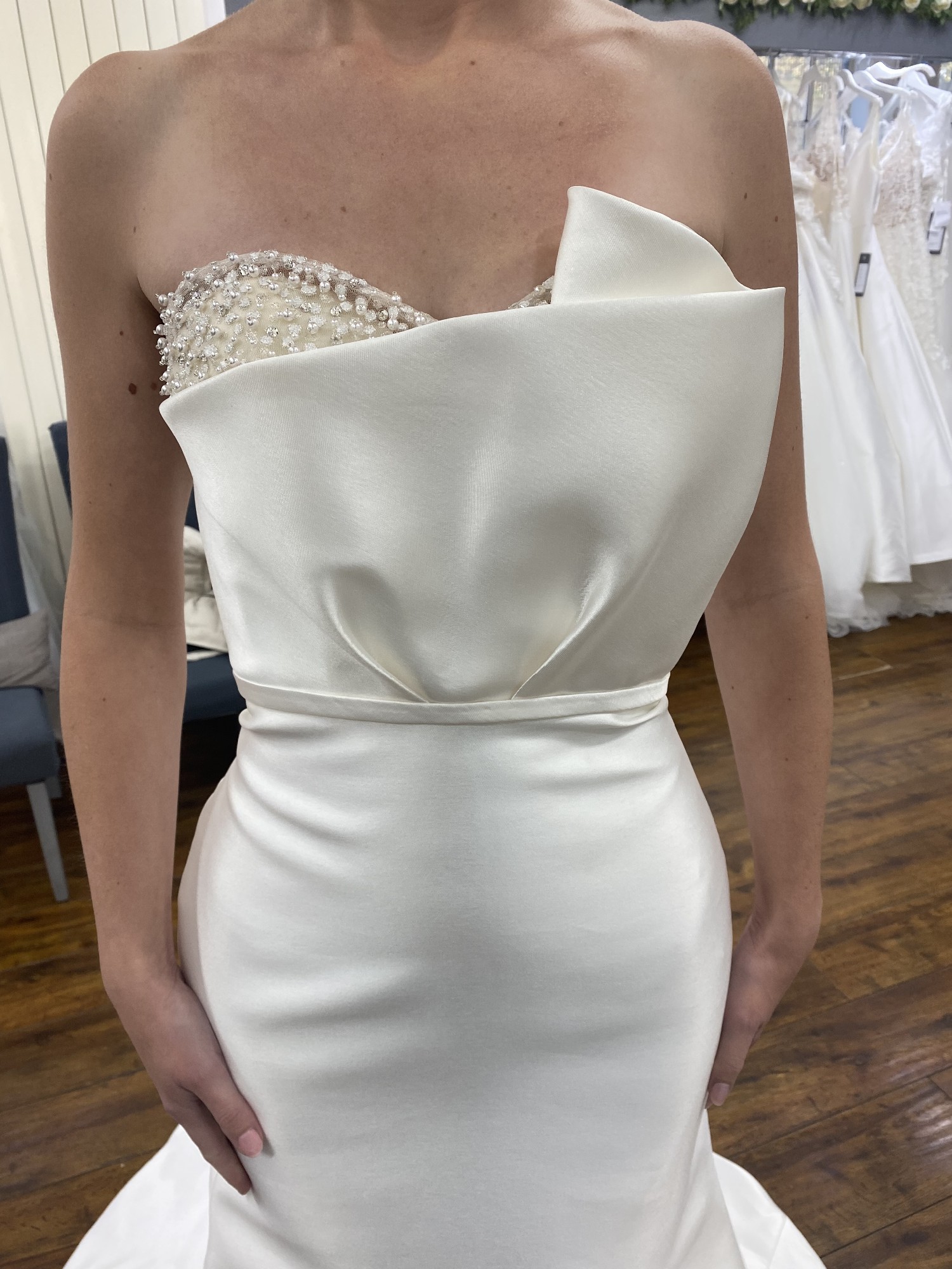 Pronovias Dafne Wedding Dress Save 60% Stillwhite