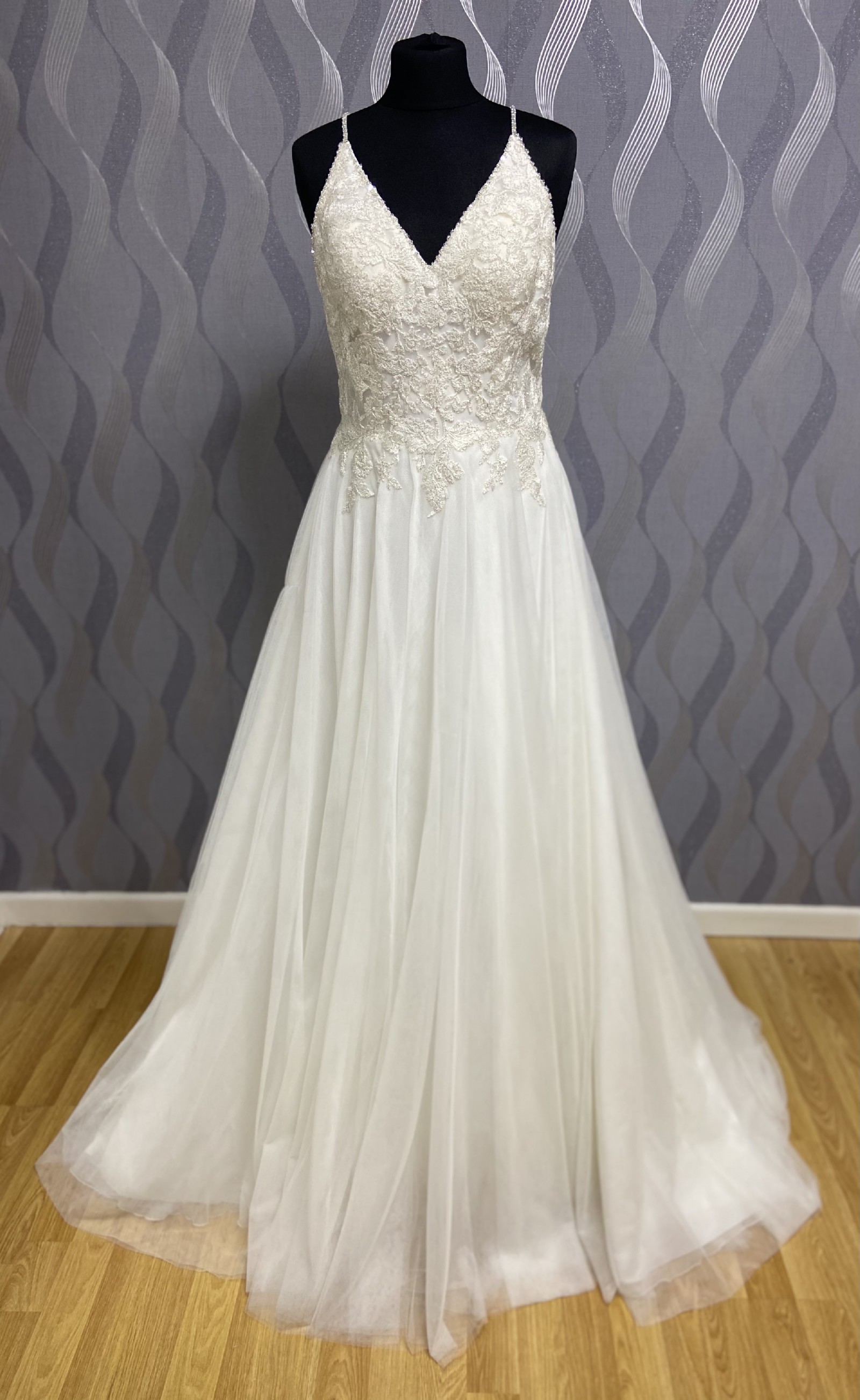 Pronovias Volantia New Wedding Dress ...
