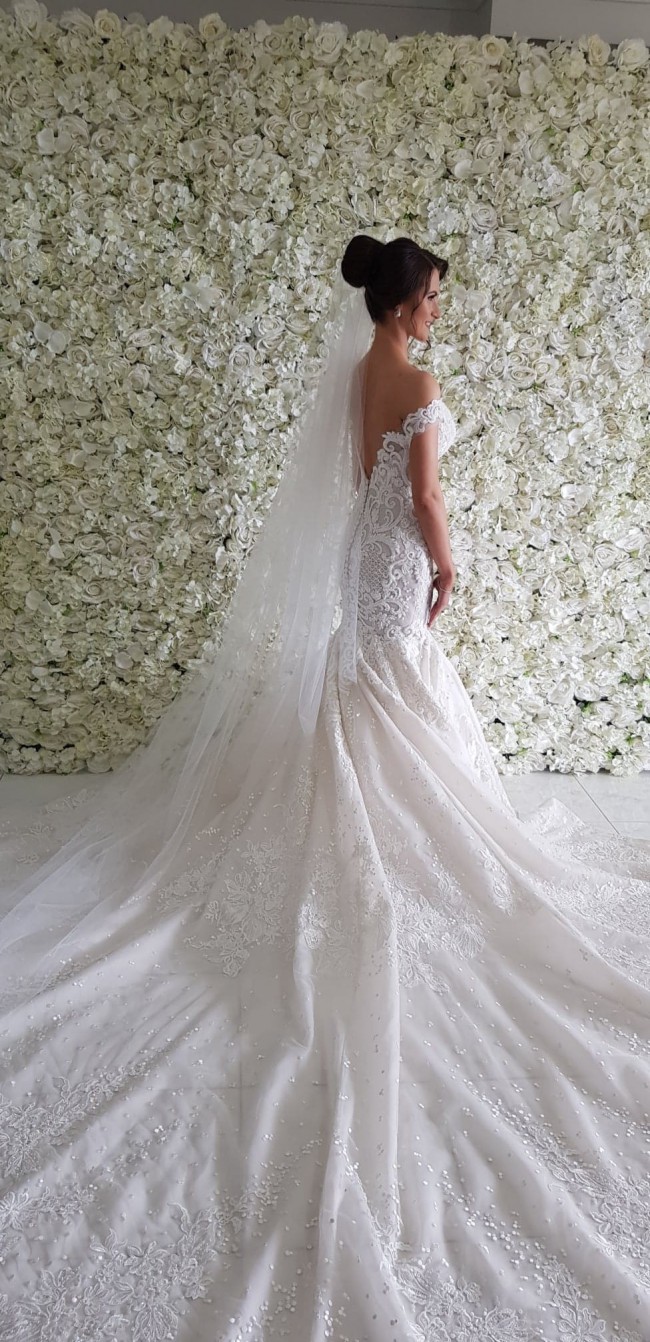 Suzanna Blazevic Custom Made Used Wedding Dress Save 32% - Stillwhite