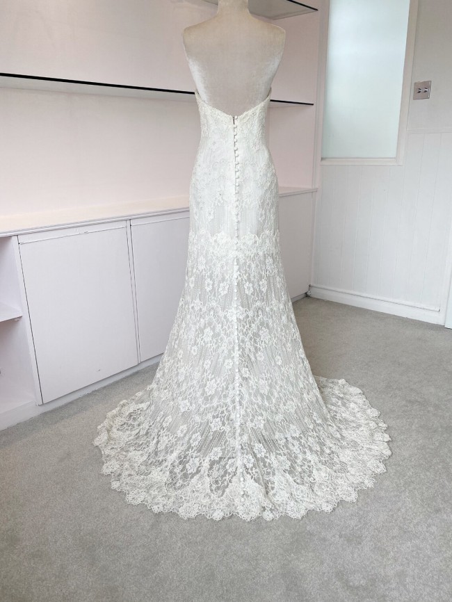 Martina Liana Used Wedding Dress - Stillwhite