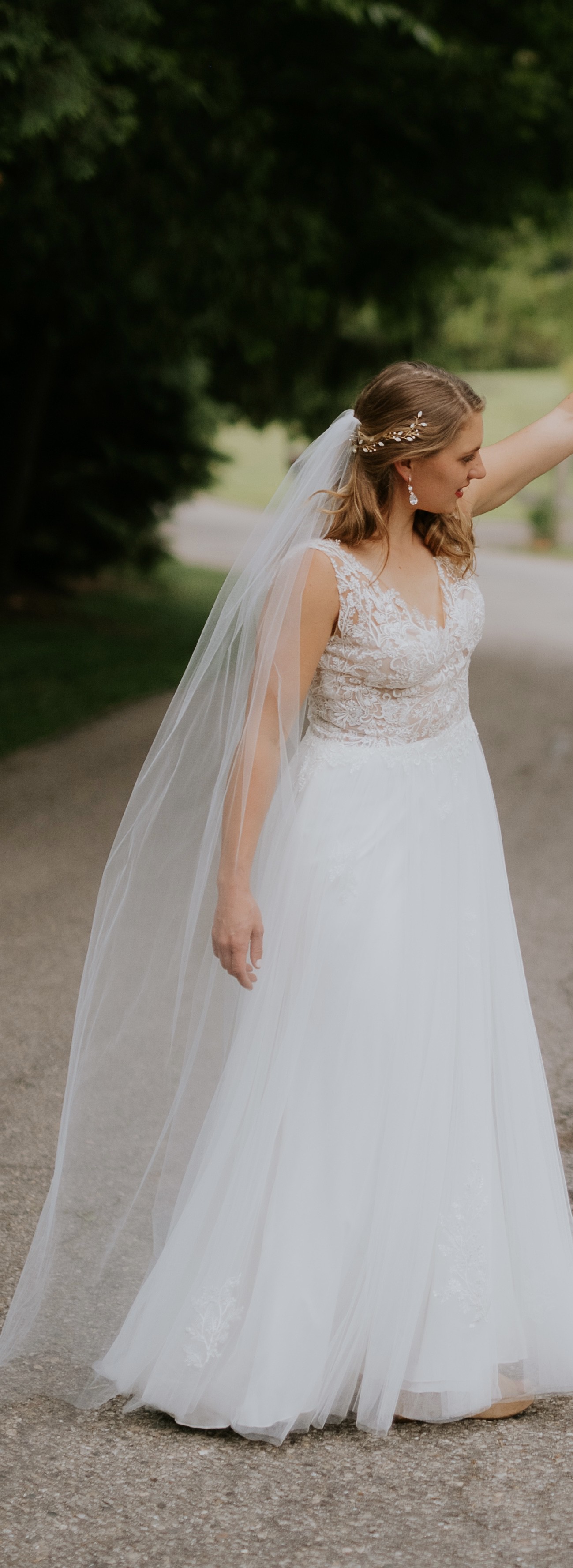 BHLDN Wedding Dress Save 75% - Stillwhite