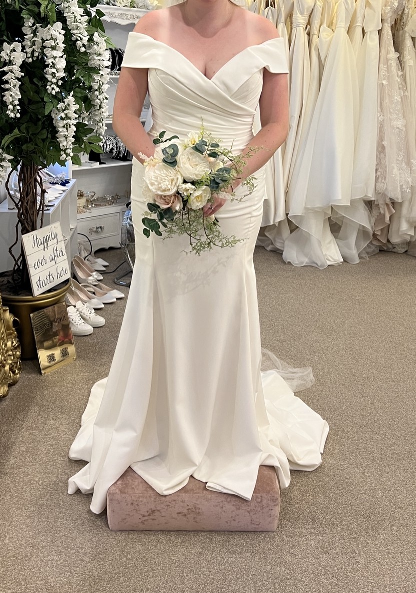 Sophia Tolli Wedding Dress Save 59 Stillwhite