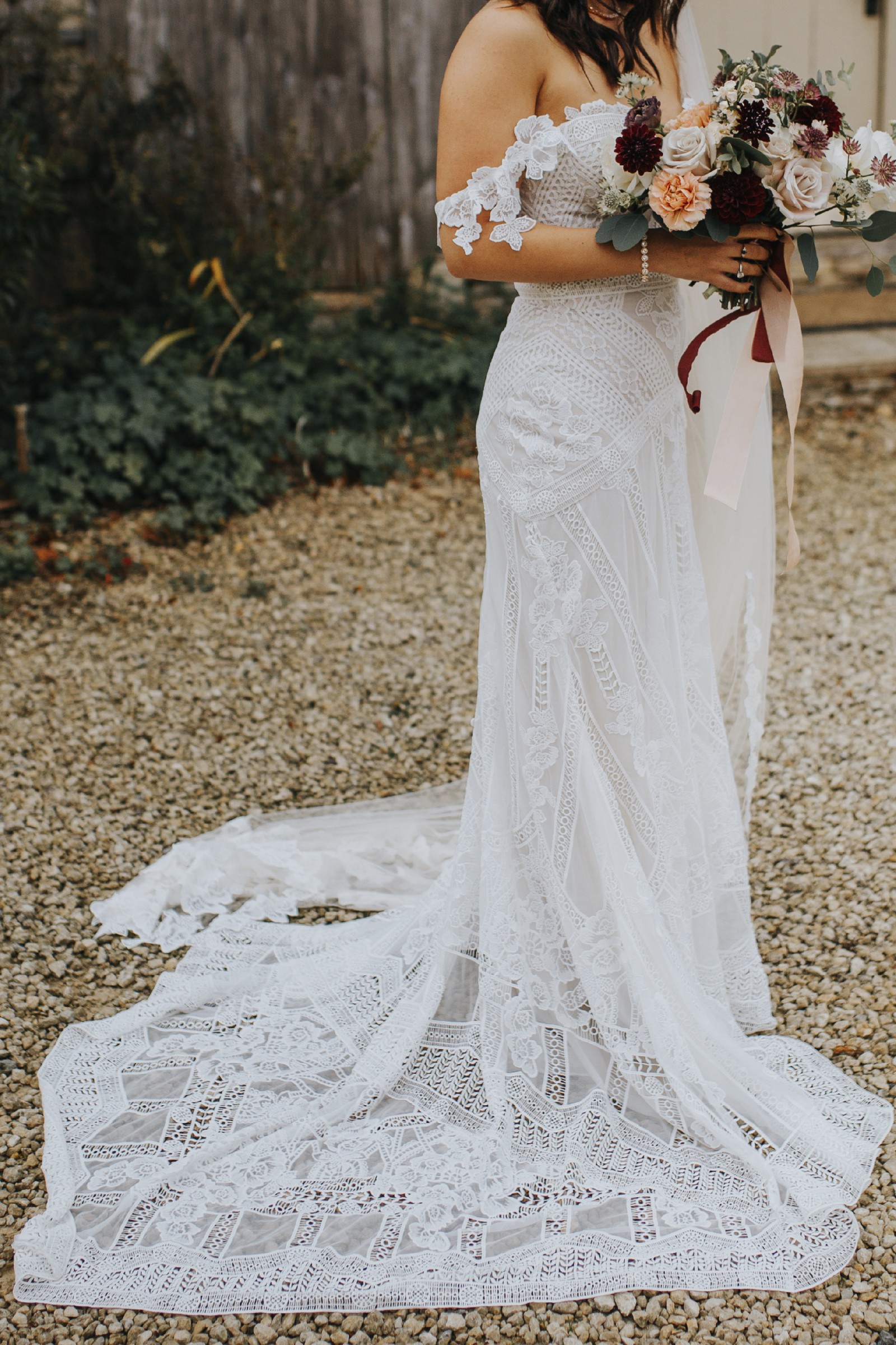 Rue De Seine Fox gown Second Hand Wedding Dress Save 45% - Stillwhite