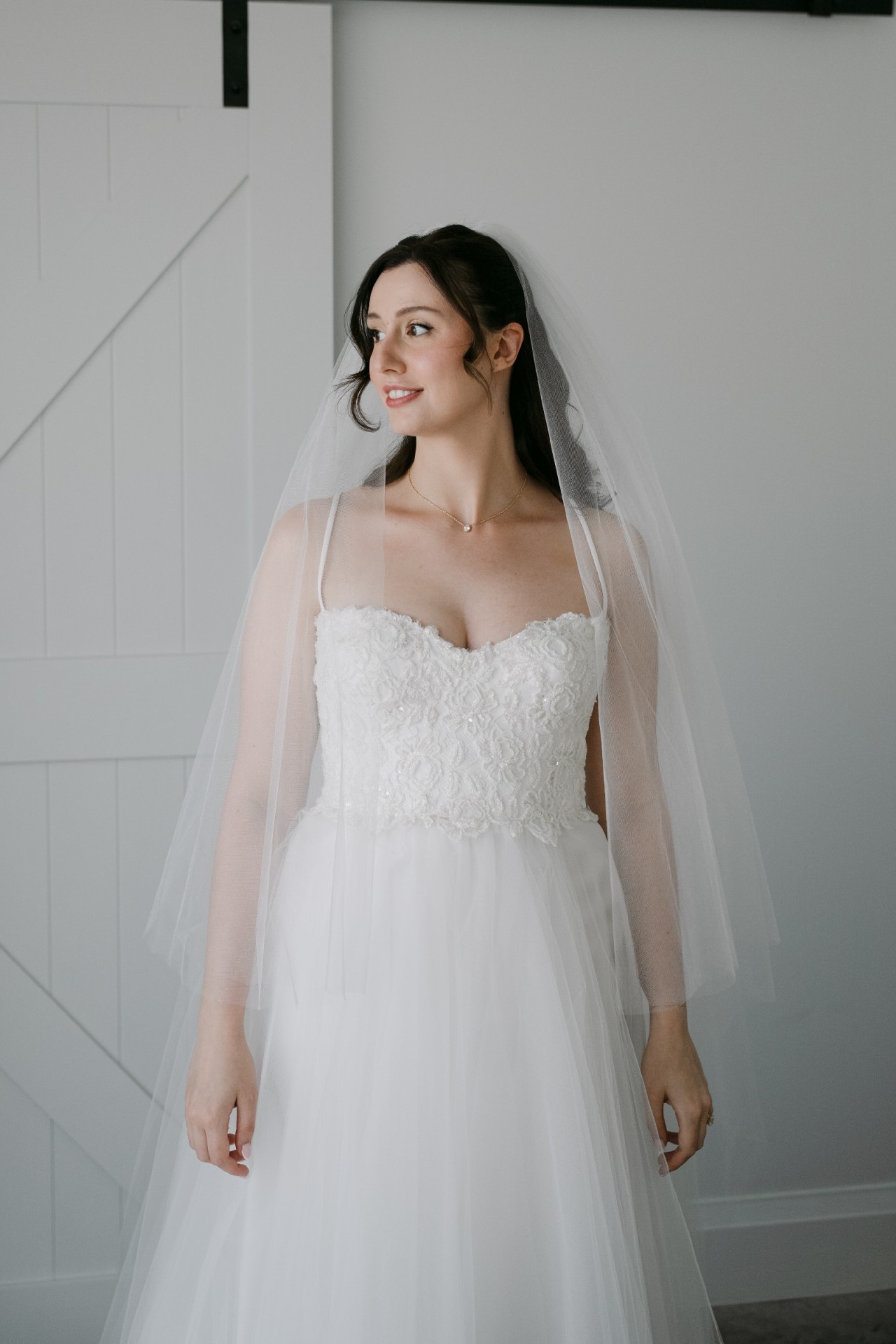 Lisa Gowing, Isla Wedding Dress Save 77% - Stillwhite