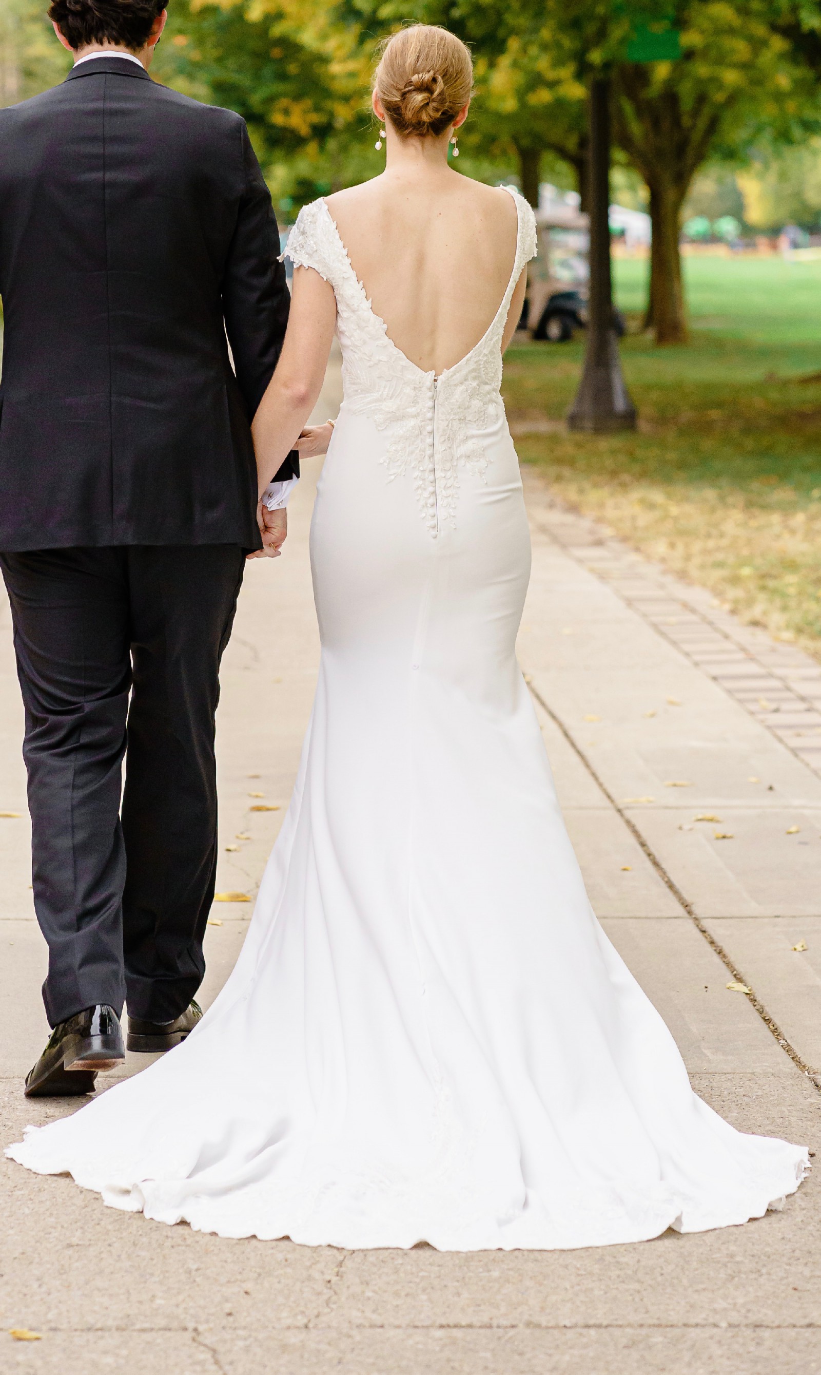 Anitra wedding dress by Pronovias — Bridal Rogue Gallery