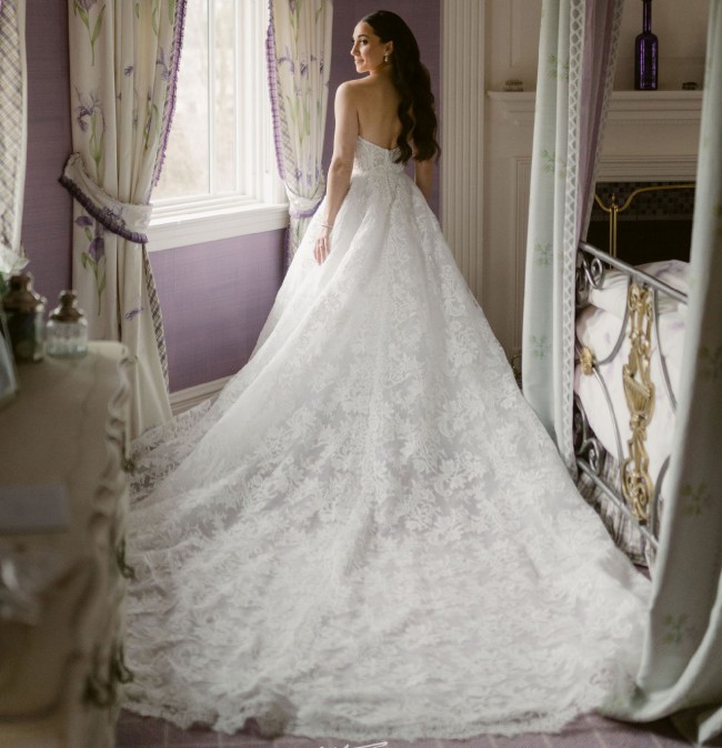 emilia monique lhuillier