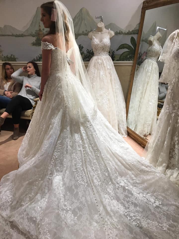 Allure Bridals C520 New Wedding Dress Save 32% - Stillwhite