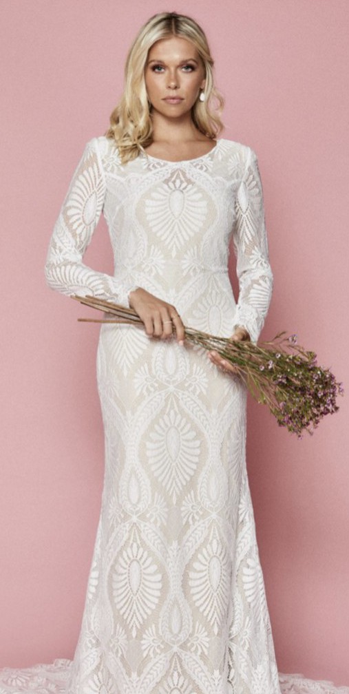 Sheah Open Back Dresses with Sweethart White