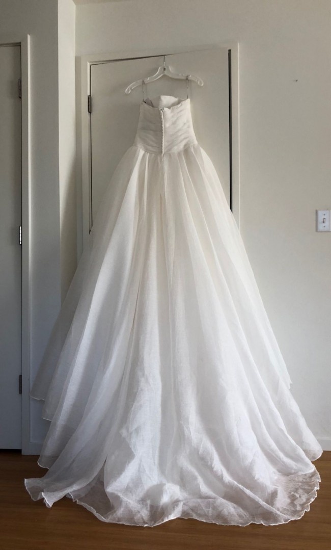 Vera Wang White New Wedding Dress Save 60% - Stillwhite