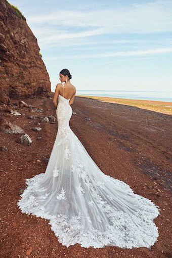 Calla Blanche, Antonella 120128 Sample Wedding Dress Save 65
