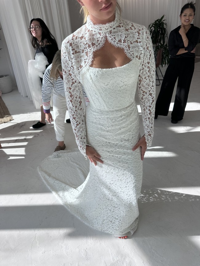 Grace Loves Lace, Joy New Wedding Dress Save 14% - Stillwhite