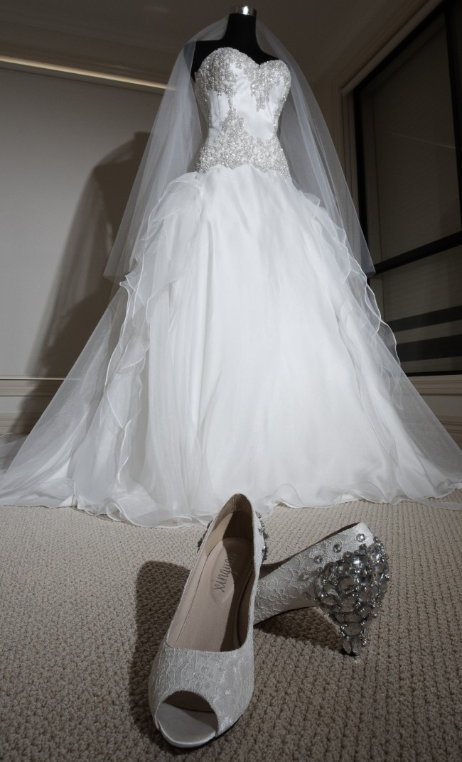 Bonita Couture Custom Made Second Hand Wedding Dress on