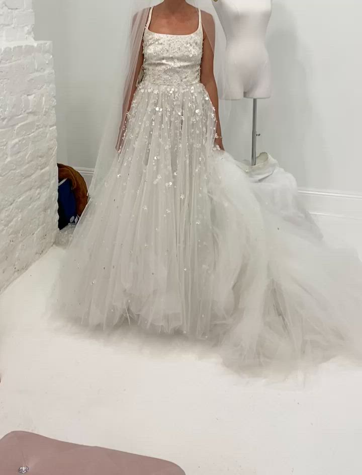 Oscar de la Renta, 18FBE001EXT