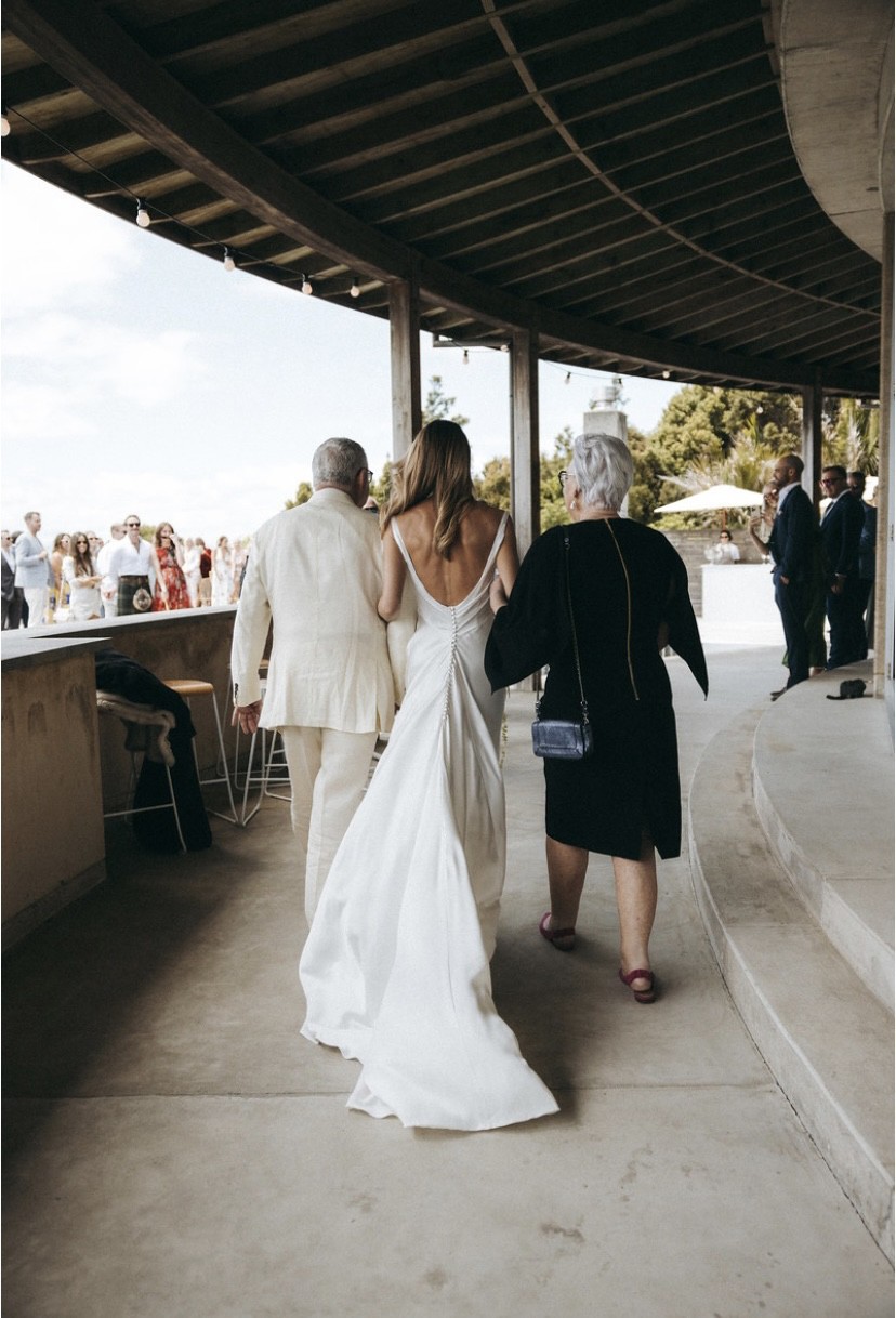 J Andreatta, Custom Made Wedding Dress Save 73% - Stillwhite, image size:828x1218