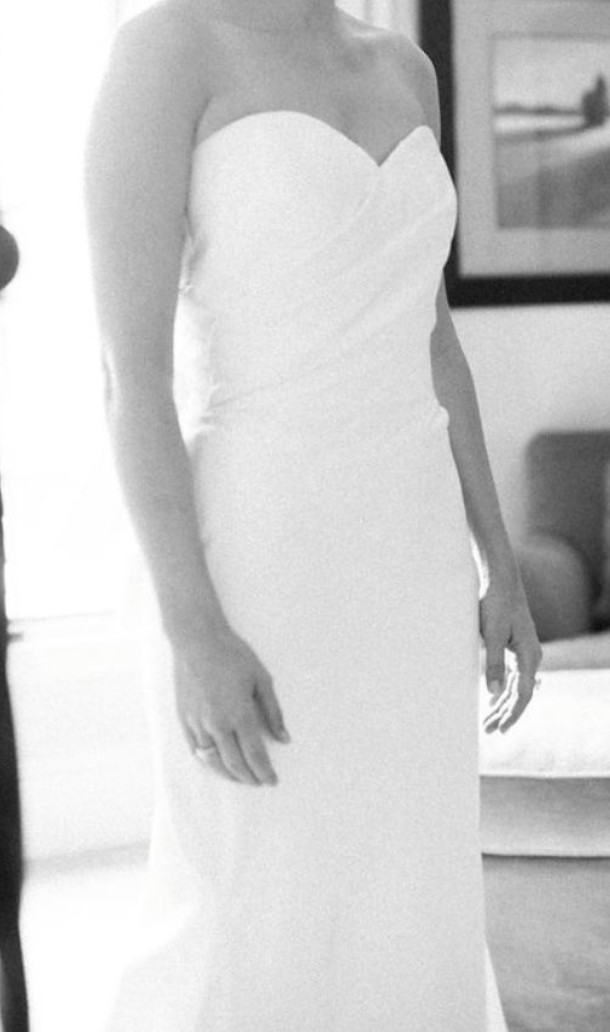 Vera Wang, Nisha, 121314X Preloved Wedding Dress Save 62% - Stillwhite