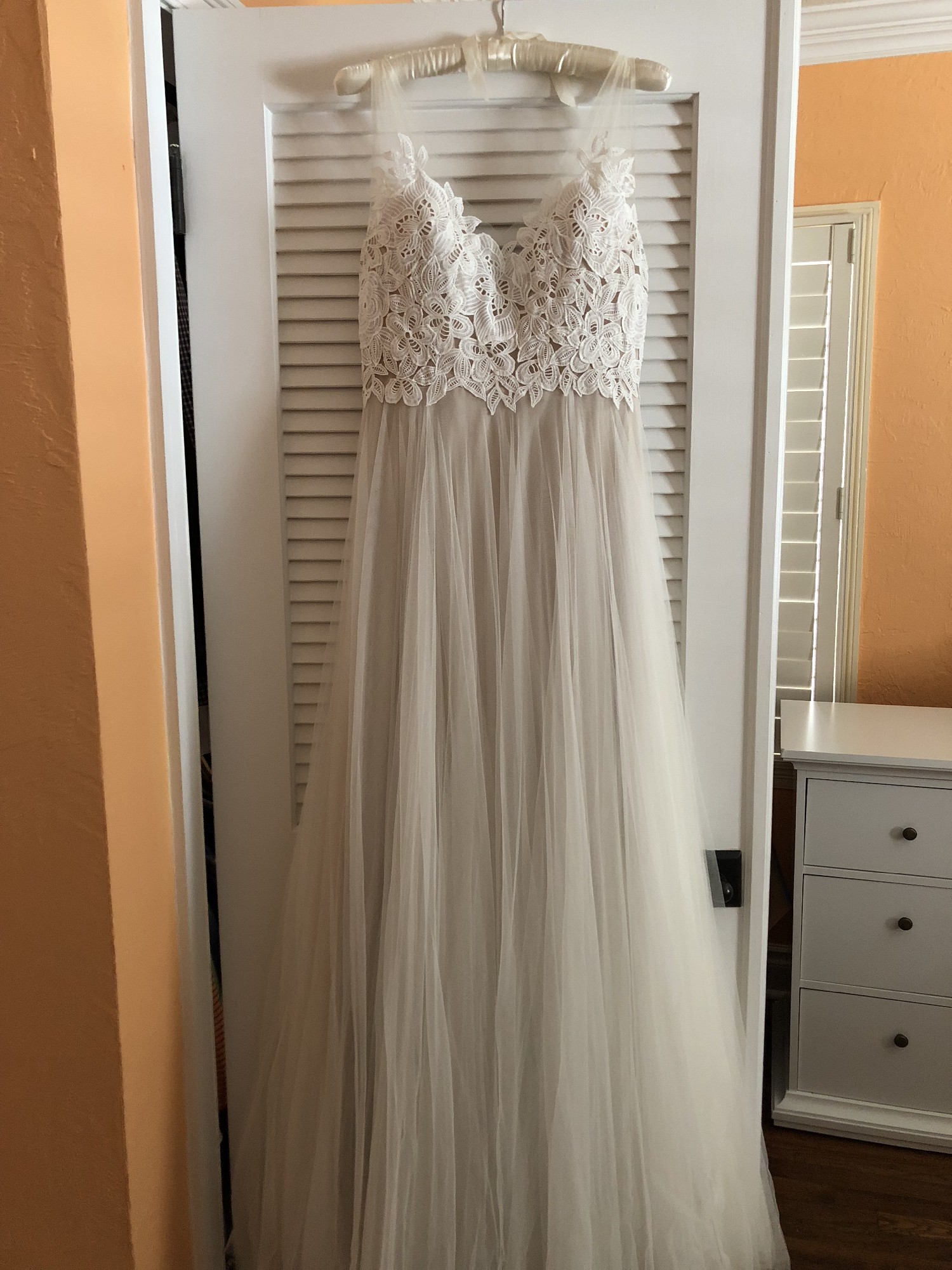 BHLDN Heritage Gown Used Wedding Dress 