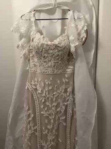 Phoenix Gowns, Charleze style number 18429