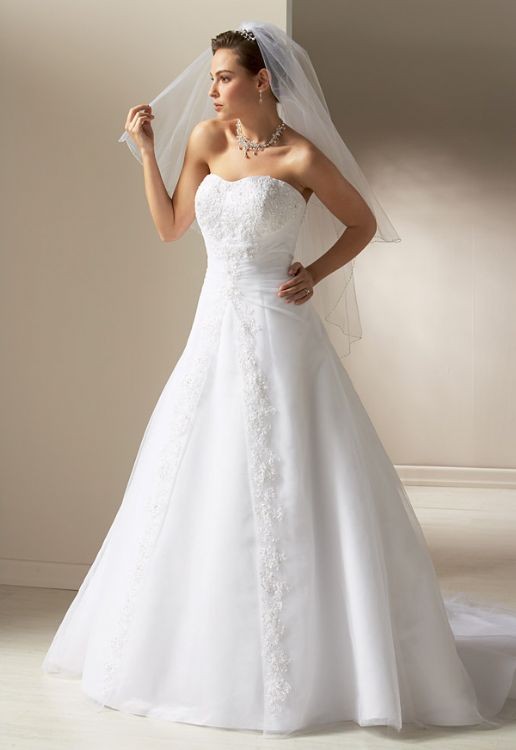 Angeline Preowned Wedding Dress Save 71 Stillwhite