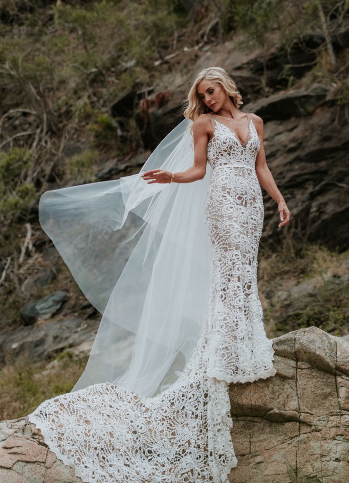 Made With Love, Sasha Used Wedding Dress Save 50% - Stillwhite