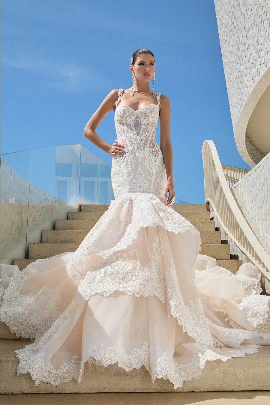 Galia Lahav Galia Lahav