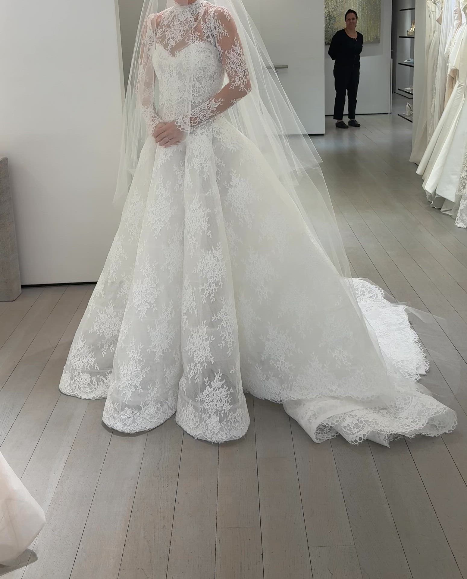 Monique Lhuillier, Alexandra