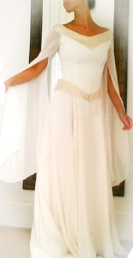 Sallie Bee Used Wedding Dress On Sale 90 Off Stillwhite