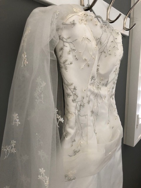 Raffaele Ciuca Used Wedding Dress Save 86% - Stillwhite