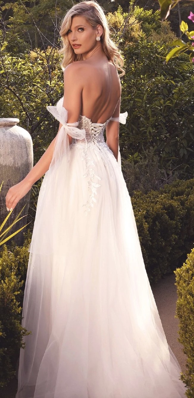 Ladivine New Wedding Dress Save 20% - Stillwhite Ladivine New Wedding Dress Save 20% - Stillwhite