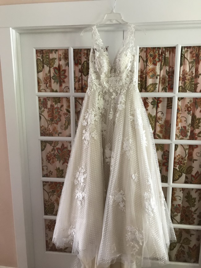 Maggie Sottero Meryl Lynette Preowned Wedding Dress Save 47% - Stillwhite