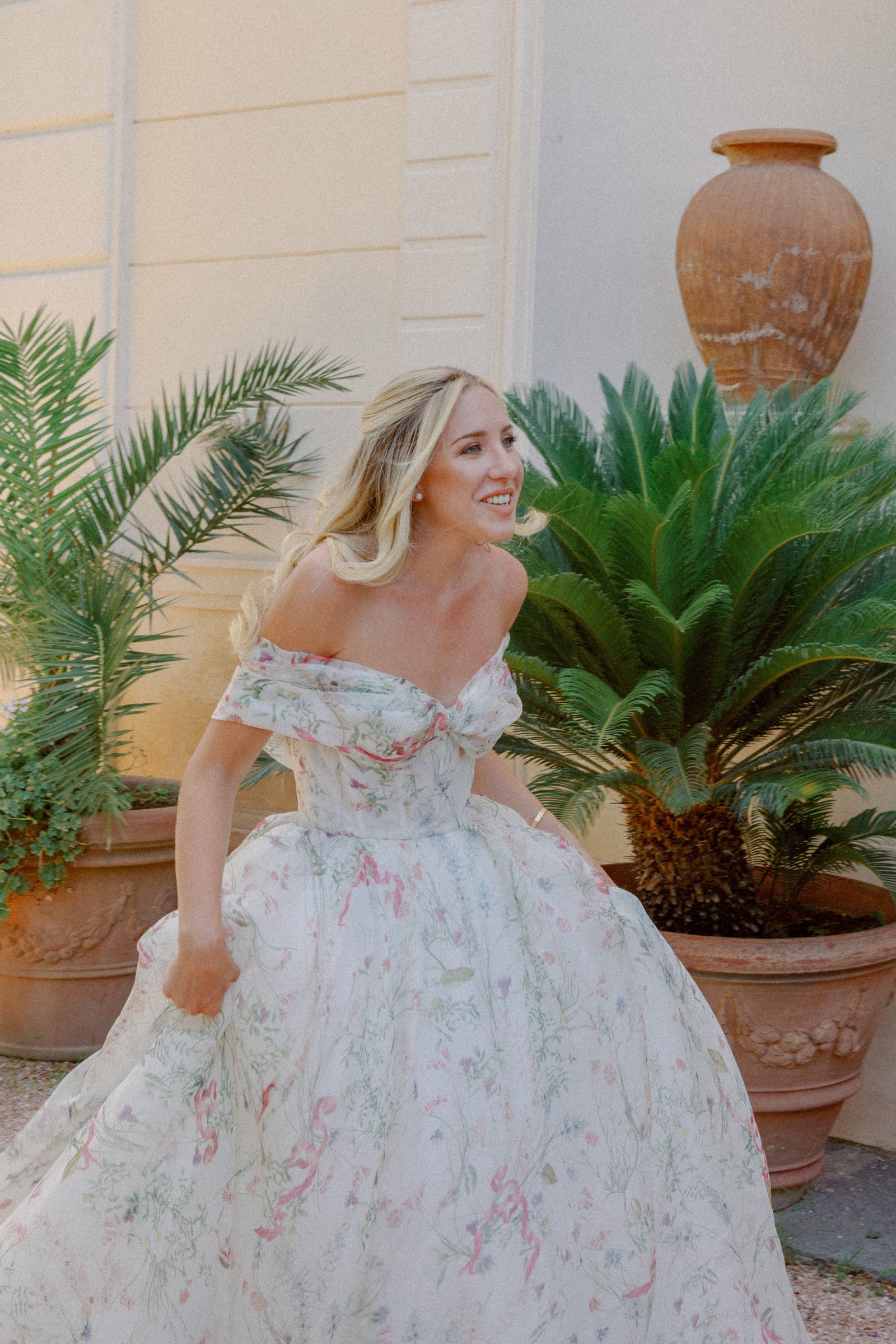 Monique Lhuillier Positano Gown Wedding Dress Save 55% - Stillwhite