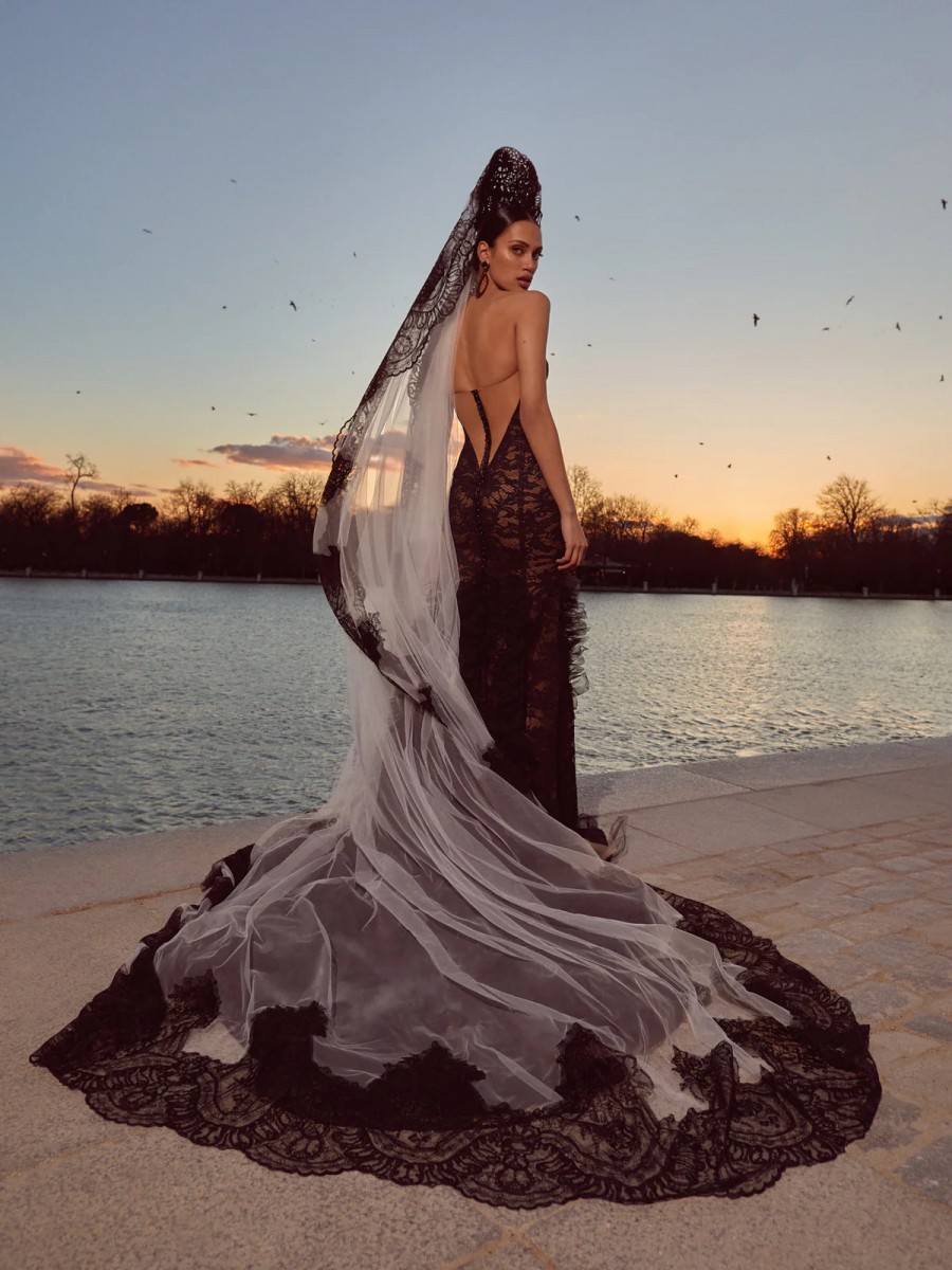 Galia Lahav