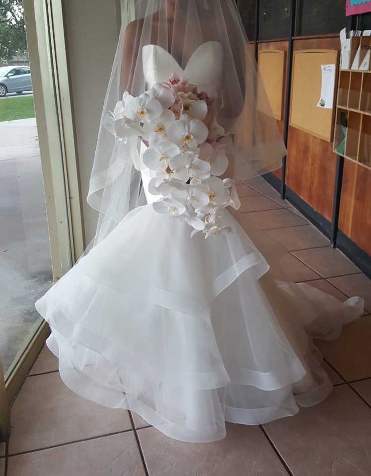 Allure Bridals 9416 Used Wedding Dress Save 42% - Stillwhite