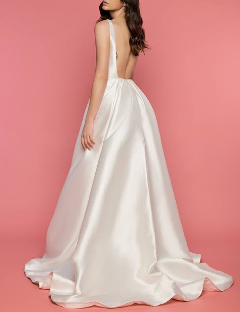 kyha gown