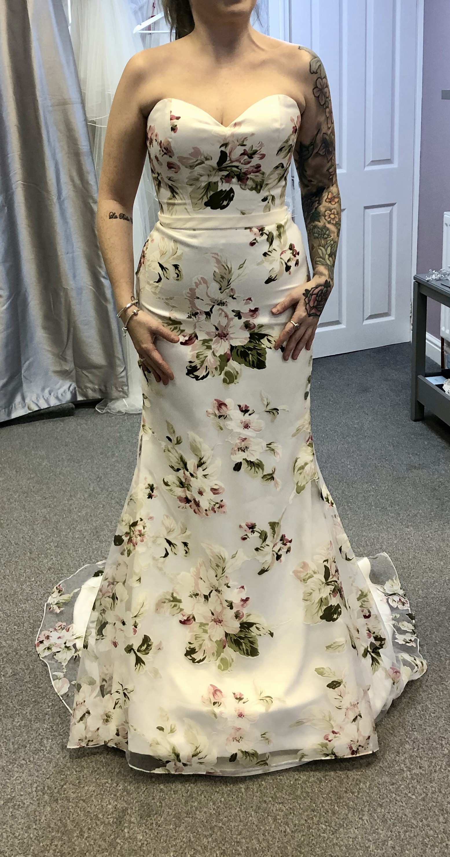 Fit & Flare Sample Wedding Dress Save 56% - Stillwhite Fit & Flare Sample Wedding Dress Save 56% - Stillwhite