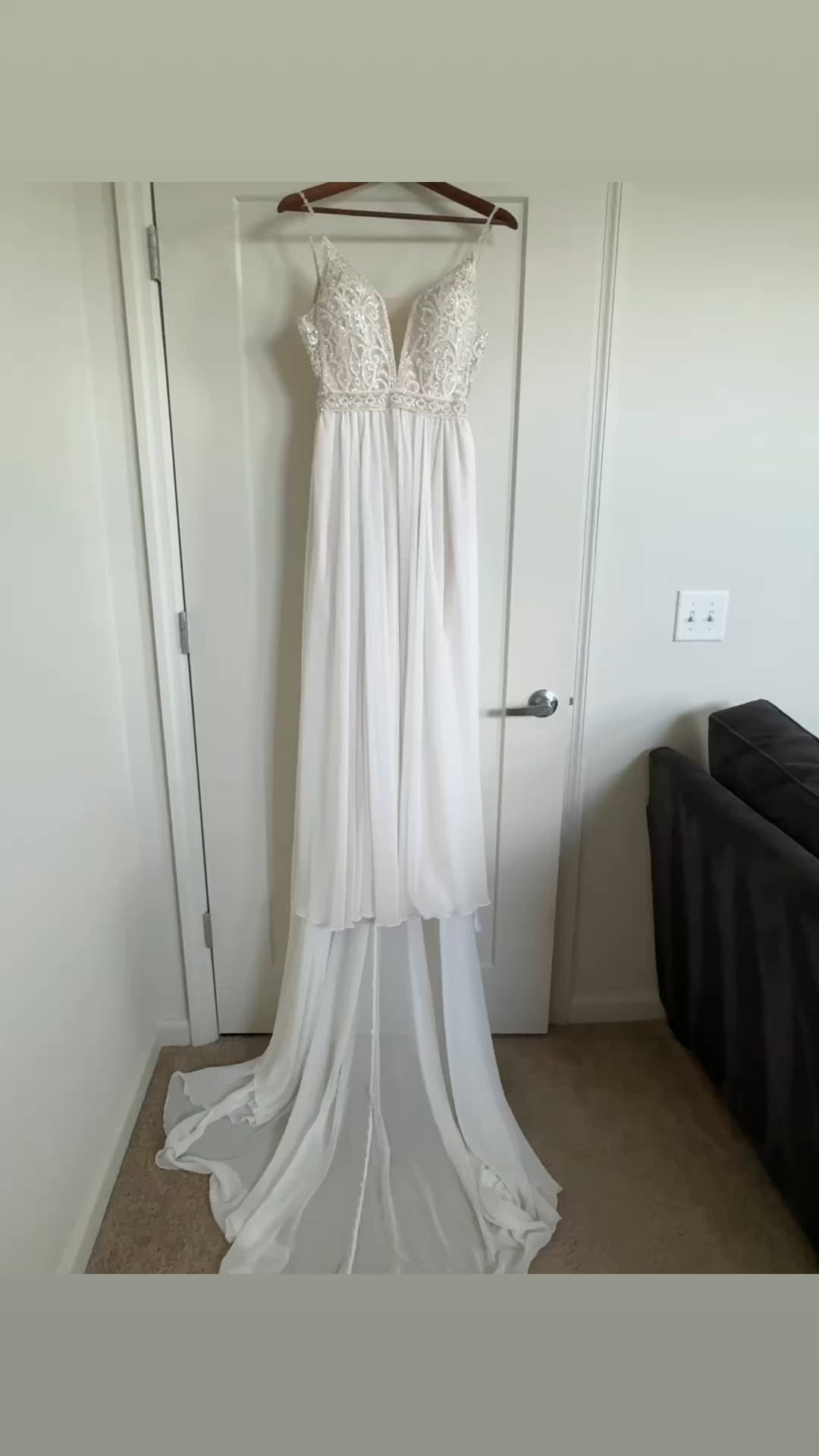 Allure Bridals, Style 9622
