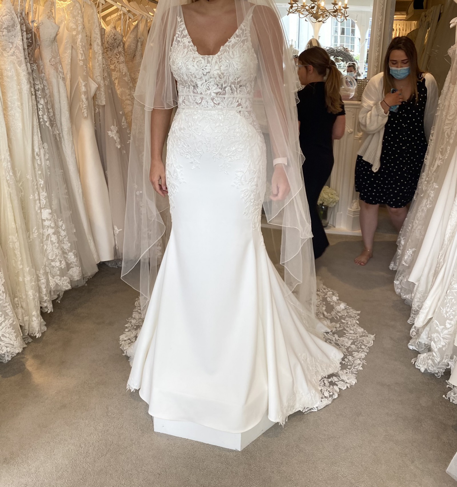 Size 8 wedding dress hotsell street size