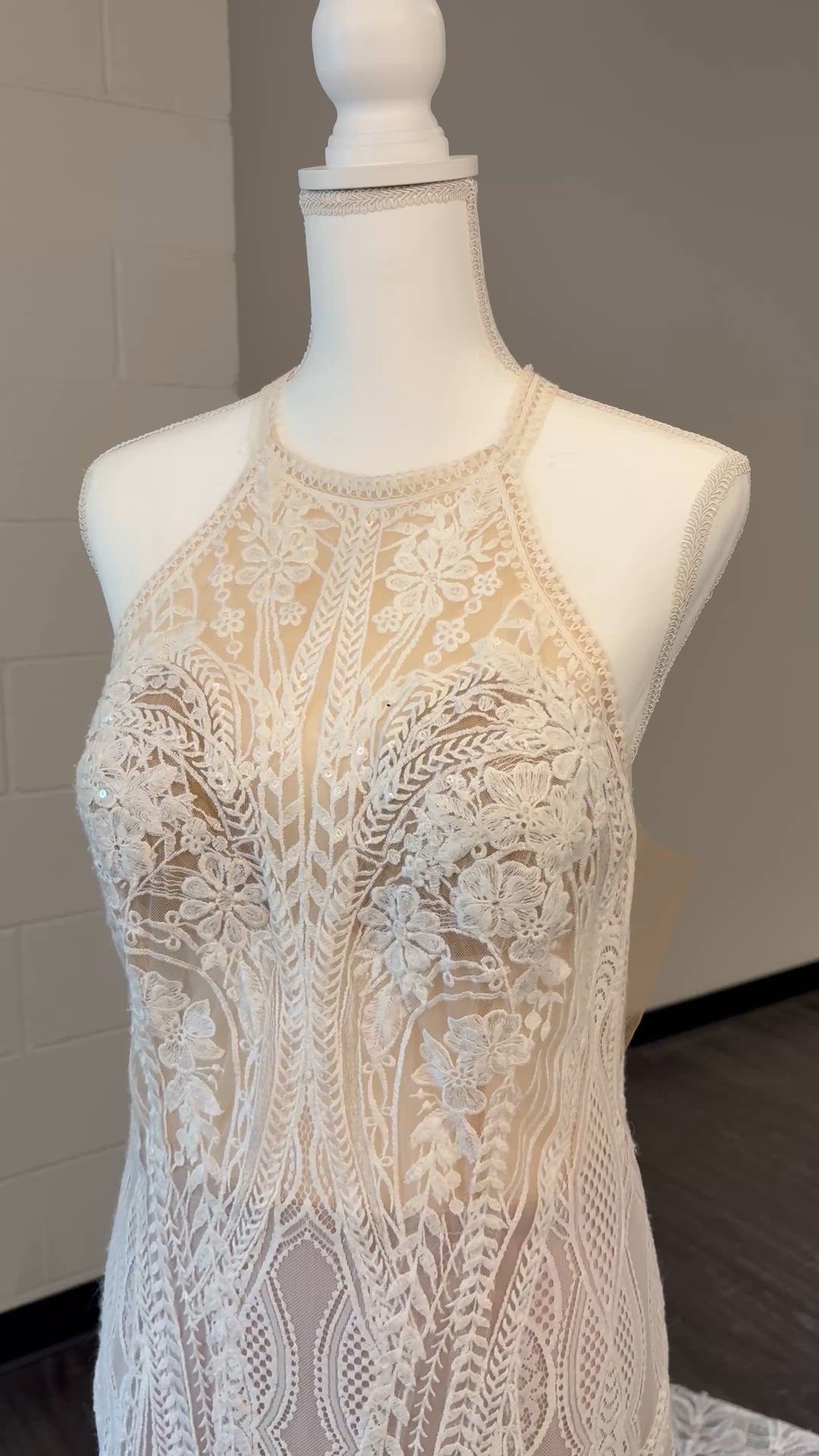 Wilderly Bride, Dusty F303
