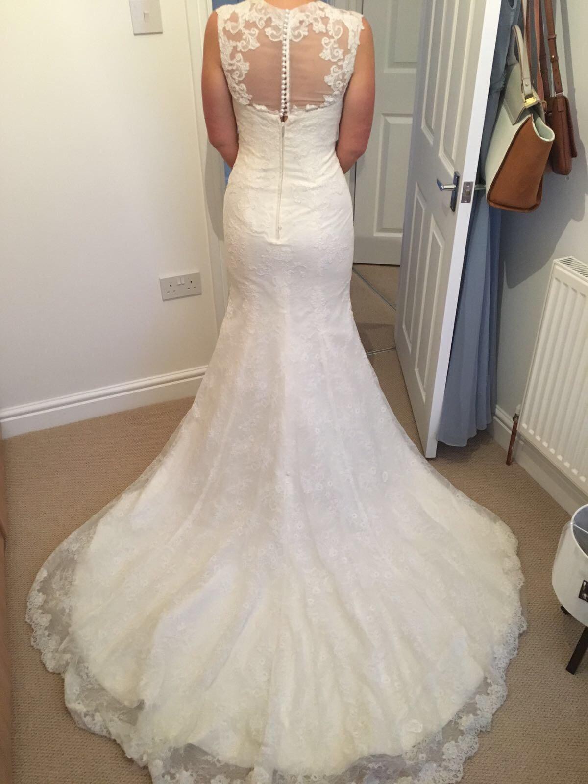 Lizzy Hobart  New Wedding  Dress  on Sale  52 Off 